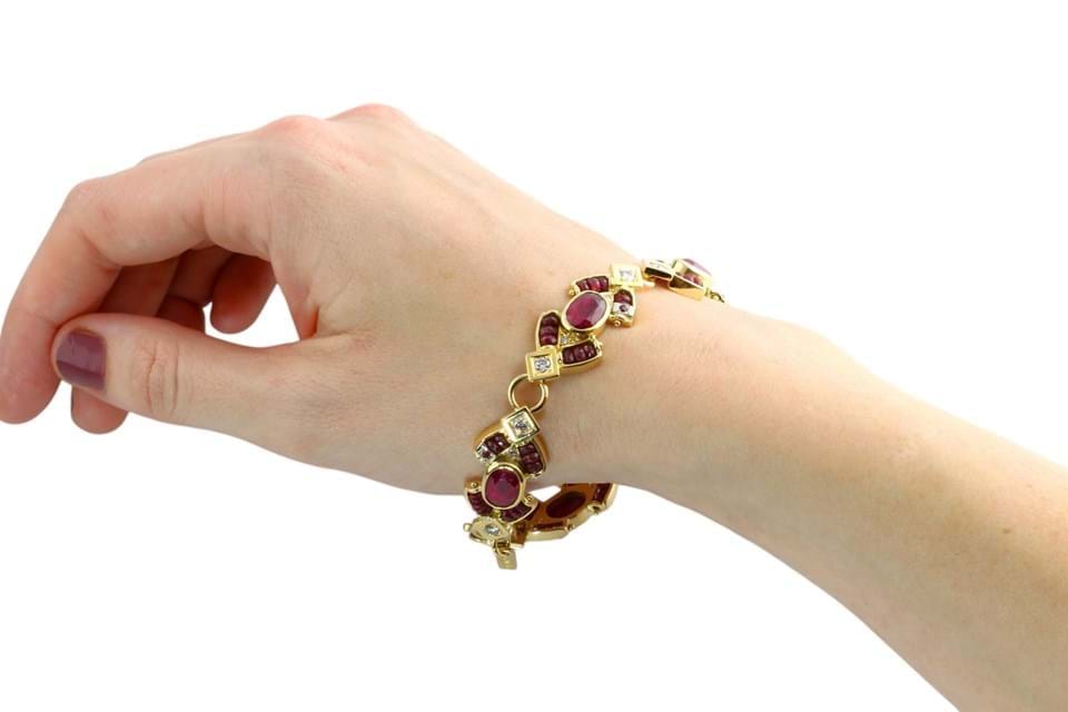 Custom made unique bracelet design